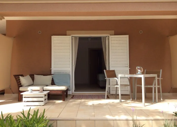 Casa Canavial Bed & Breakfast Luz