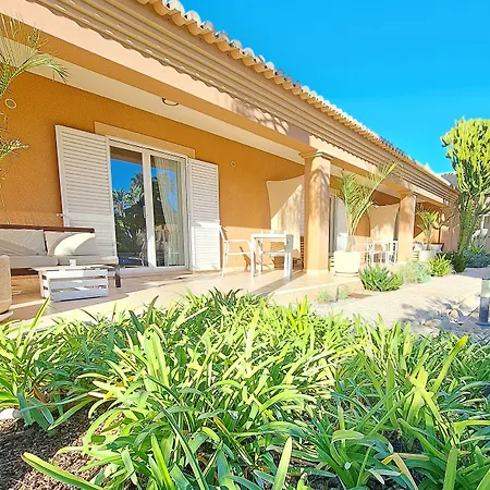 Casa Canavial Bed & Breakfast 4*
